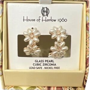 House of Harlow 1960 Pearl Flower Earrings